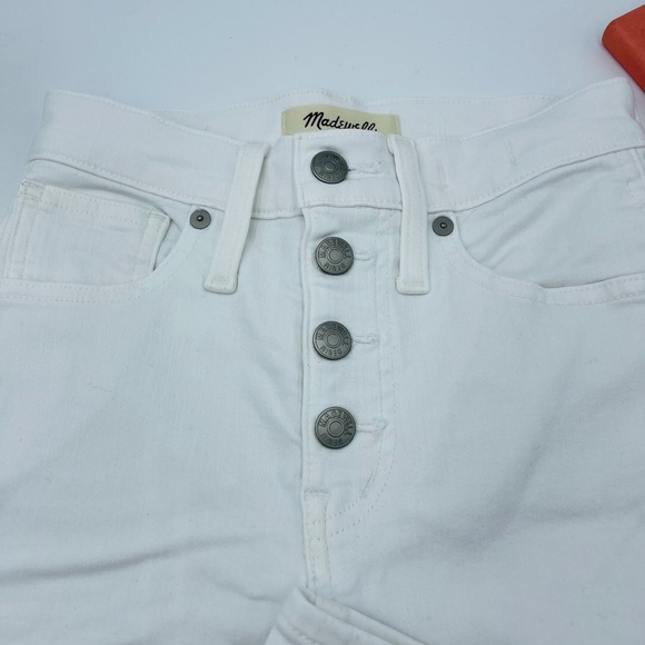 NWOT MADEWELL 10” HIGH RISE SKINNY CROP WHITE HIGH WAISTED BUTTON SKINNG JEANS - Picture 6 of 9